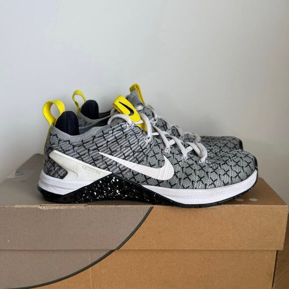 Nike Metcon DSX Flyknit 2 Black/Dynamic Yellow Women Running Sneakers - SZ 7 - Picture 4 of 12